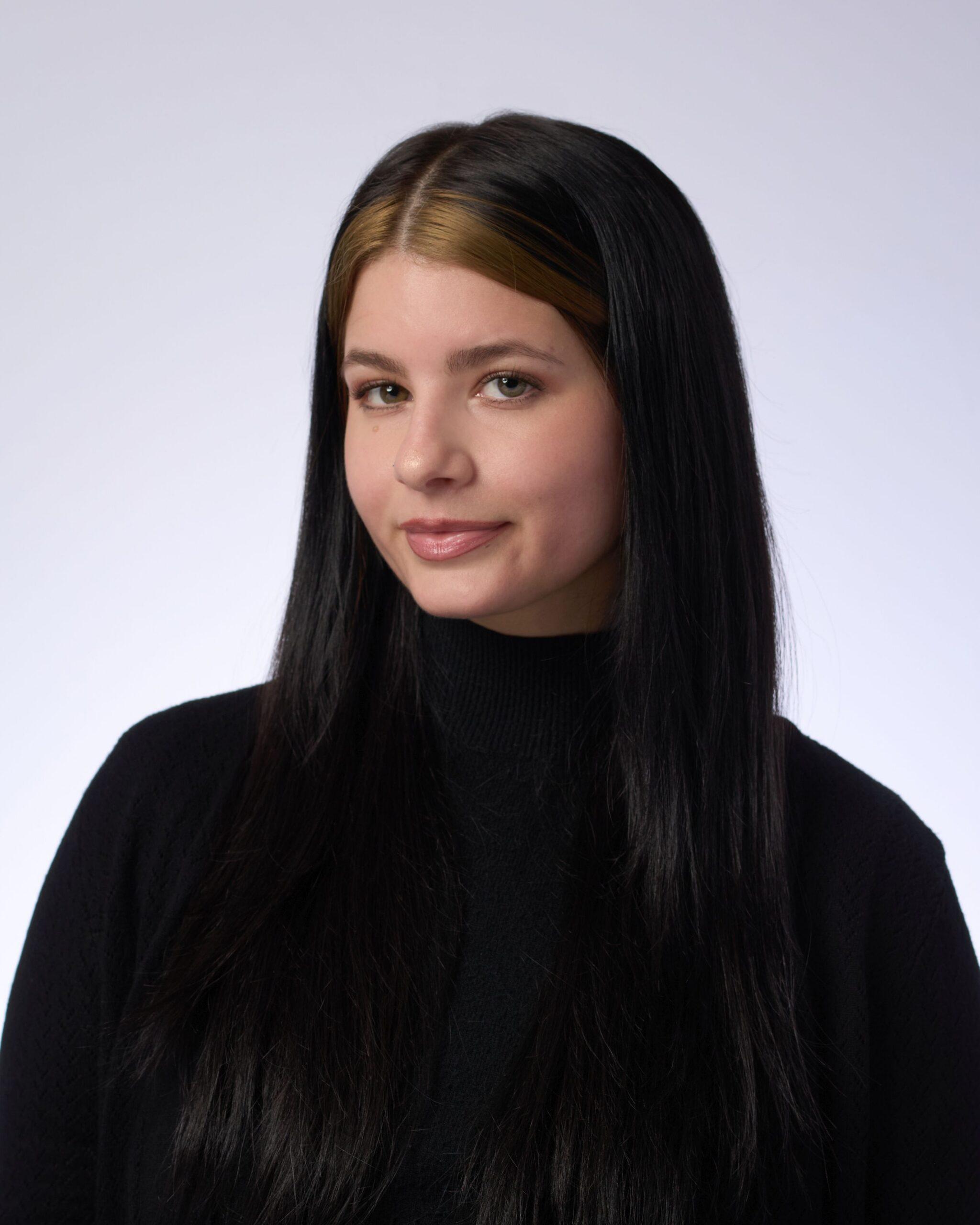 Angela Merritt headshot