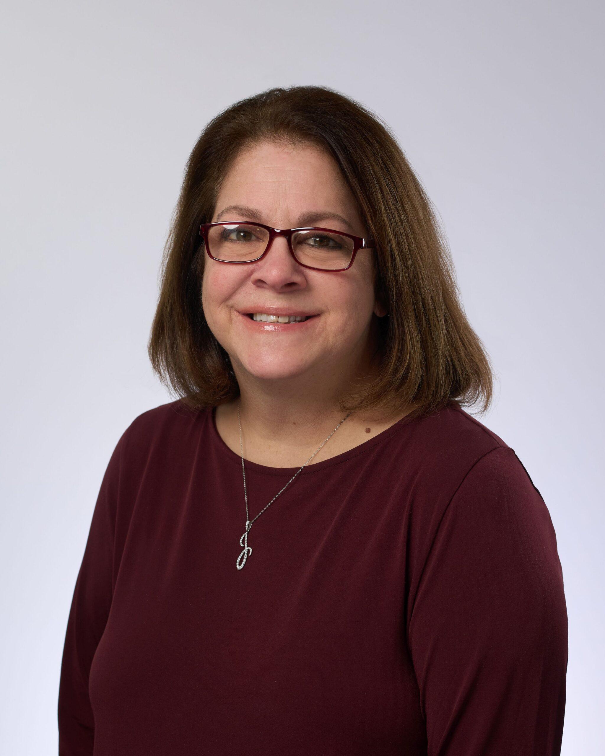 Julie Genero headshot