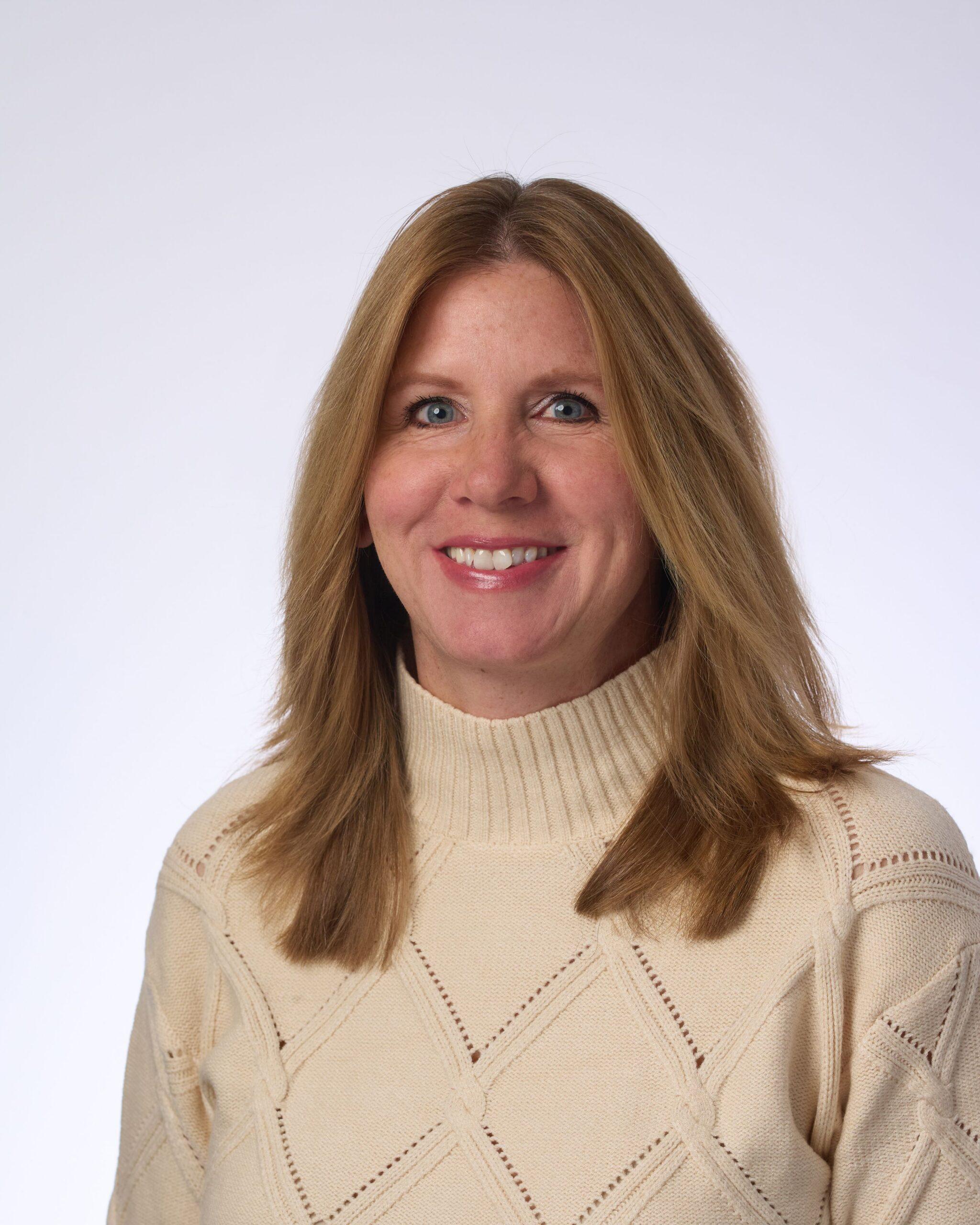 Stacy Callan headshot