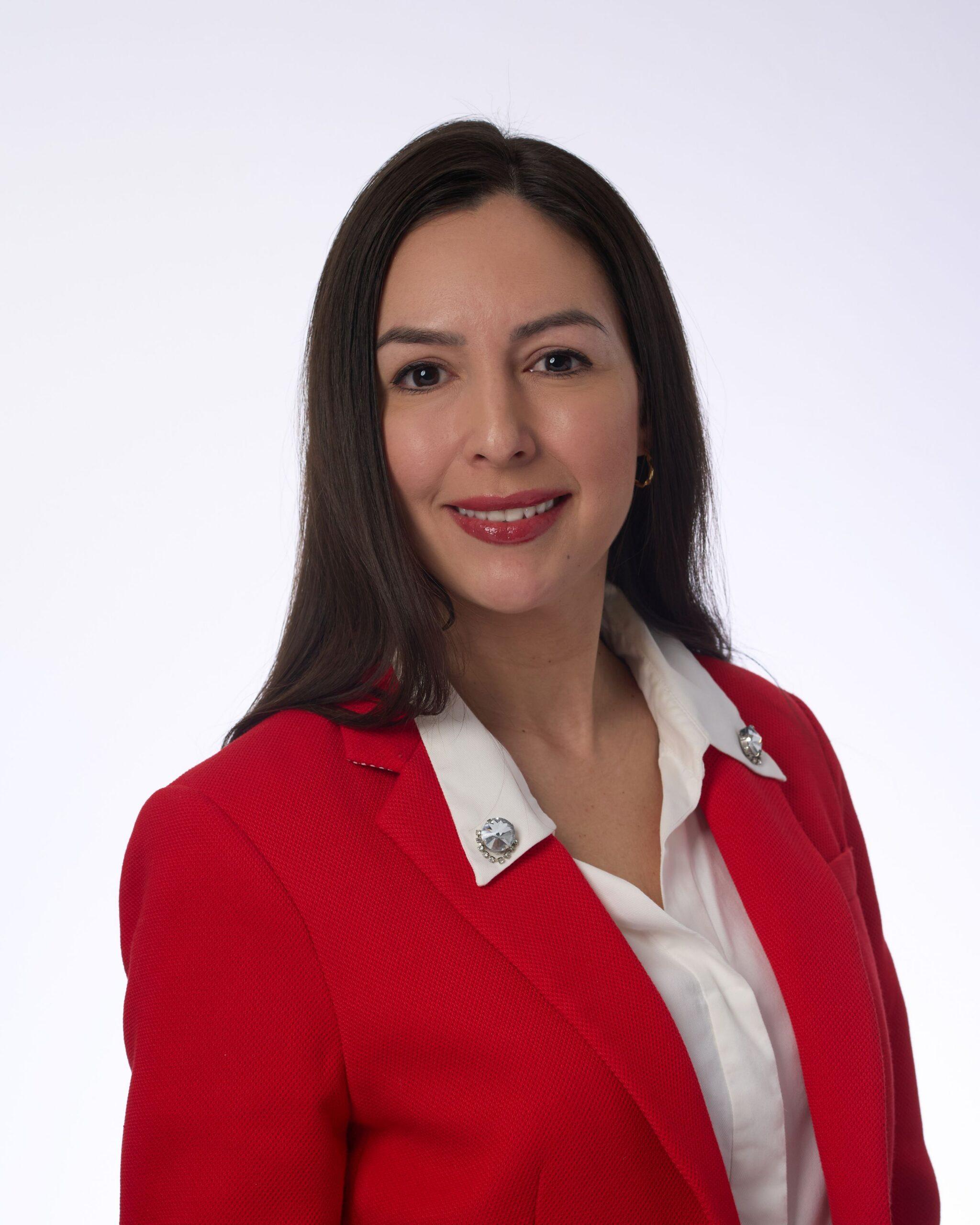 Betzabeth Haynia headshot