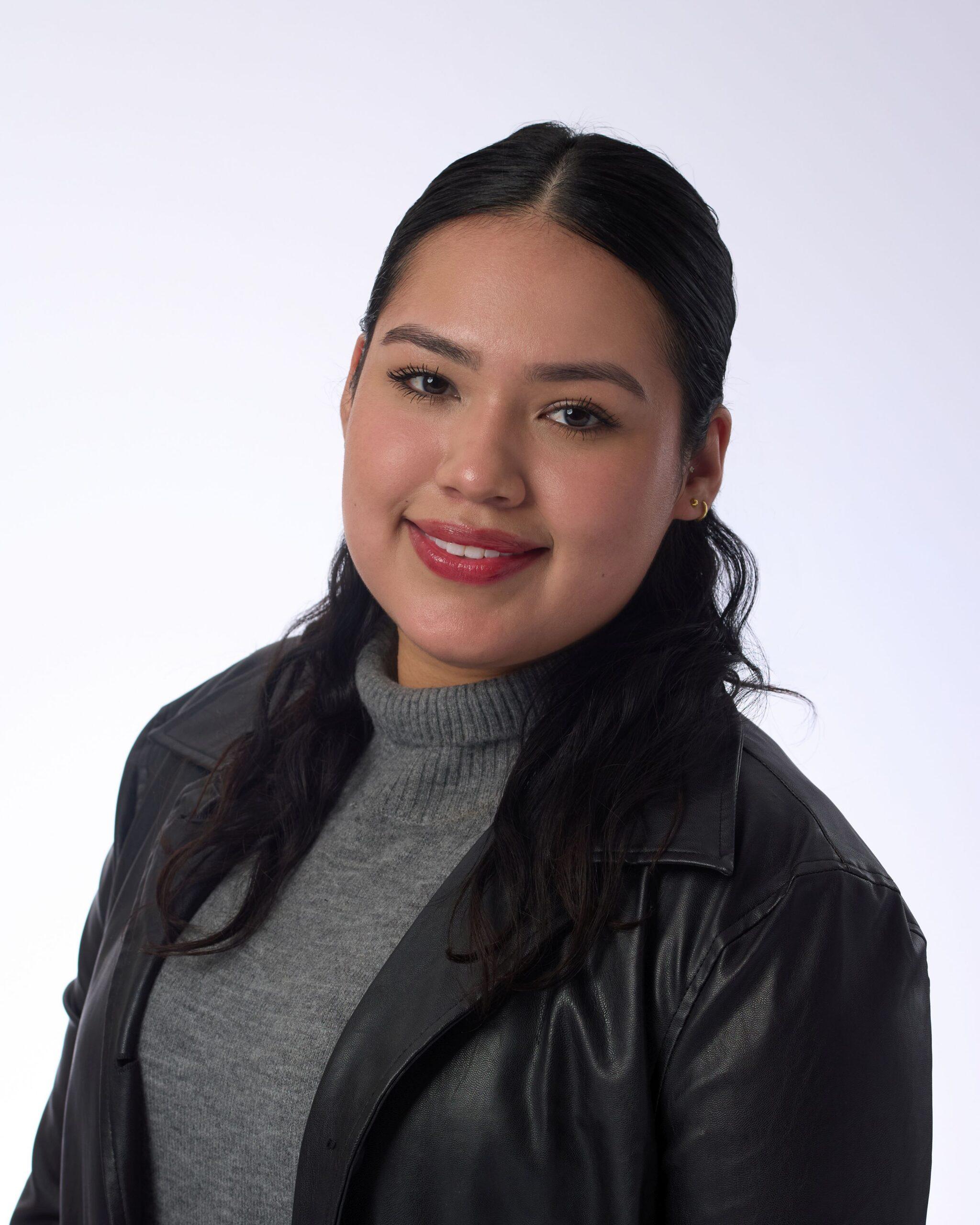 Isela Montes headshot